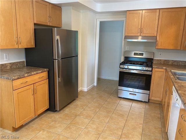 24217 Woodway Road, Beachwood, OH 44122
