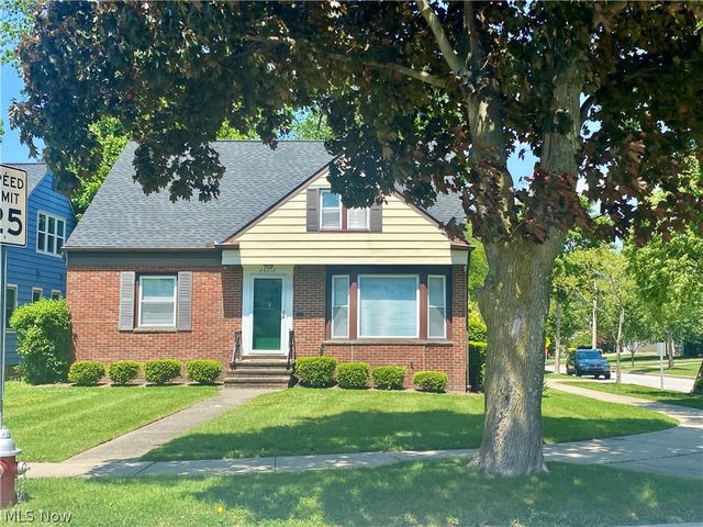 24217 Woodway Road, Beachwood, OH 44122