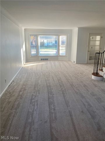 24217 Woodway Road, Beachwood, OH 44122