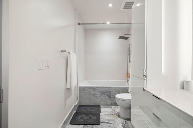 301 West Ave 1002, Austin, TX 78701