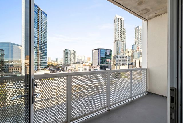 301 West Ave 1002, Austin, TX 78701