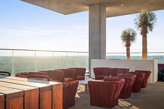 301 West Ave 1002, Austin, TX 78701