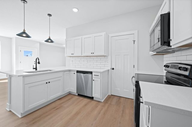 12819 E Willowgreen St, Wichita, KS 67230