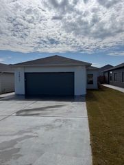 12819 E Willowgreen St, Wichita, KS 67230