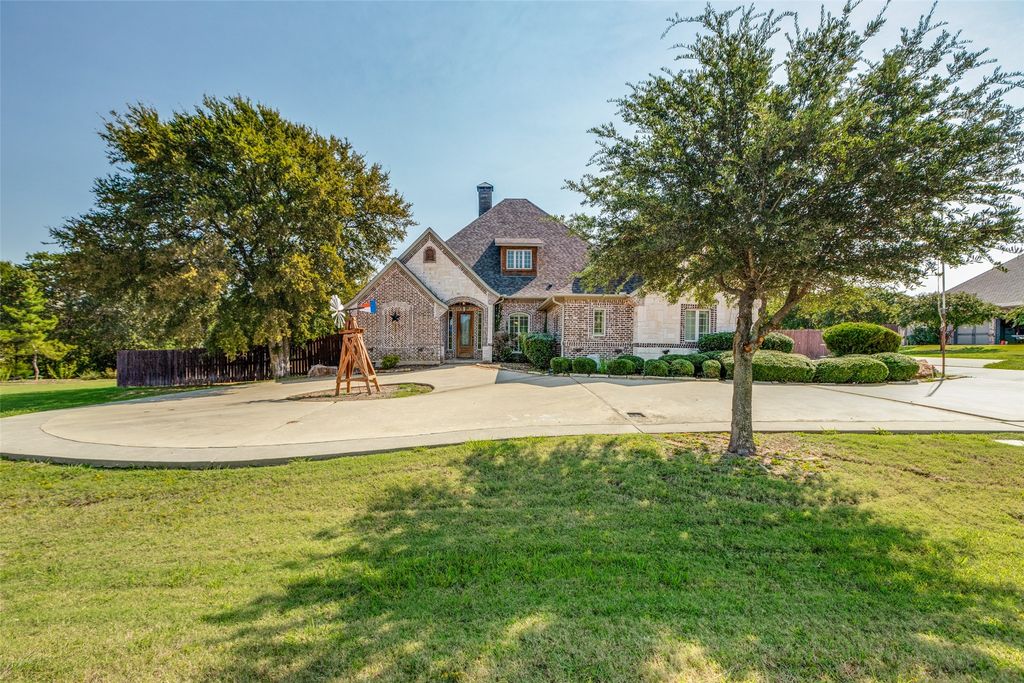 104 Tananger Springs Drive, Denison, TX 75021