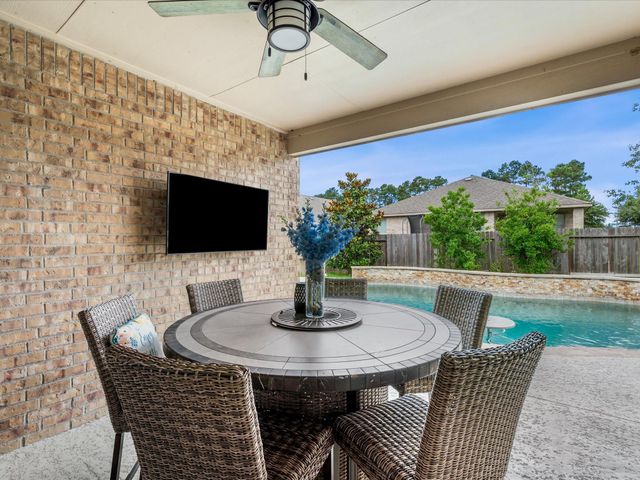 14027 Routt Forest Trail, Conroe, TX 77384