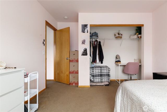 64 SW Festival Court, Oak Harbor, WA 98277