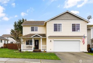 64 SW Festival Court, Oak Harbor, WA 98277