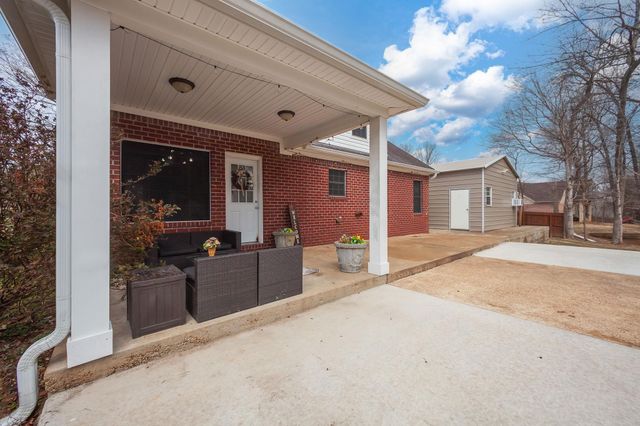 1558 WALKER FIELD RD, Munford, TN 38058