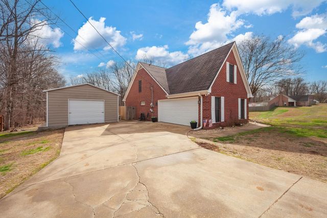 1558 WALKER FIELD RD, Munford, TN 38058
