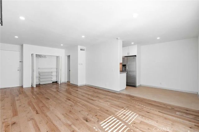 1735 N Fuller Ave 330, Los Angeles, CA 90046