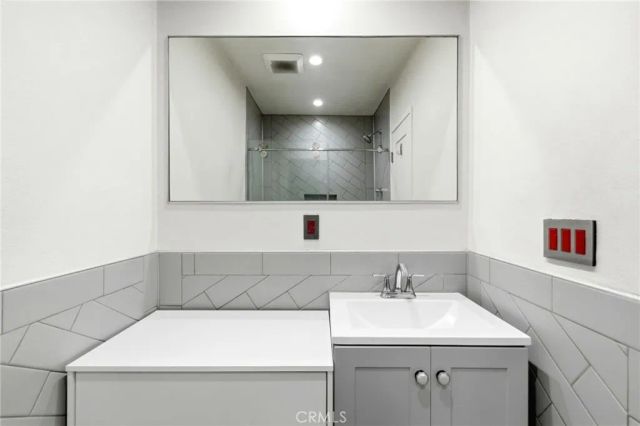 1735 N Fuller Ave 330, Los Angeles, CA 90046