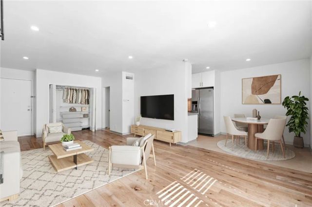 1735 N Fuller Ave 330, Los Angeles, CA 90046