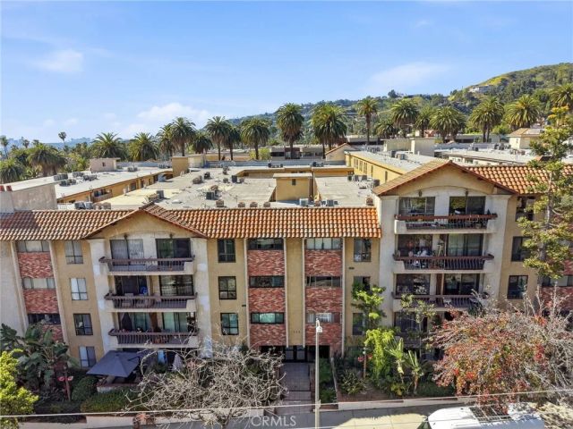 1735 N Fuller Ave 330, Los Angeles, CA 90046