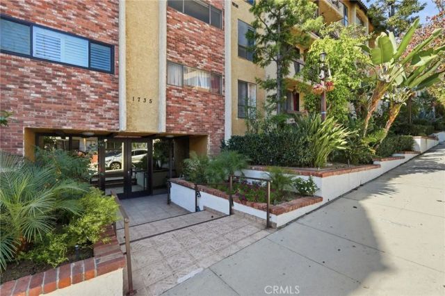1735 N Fuller Ave 330, Los Angeles, CA 90046