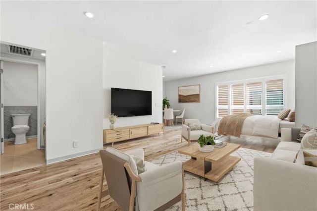 1735 N Fuller Ave 330, Los Angeles, CA 90046