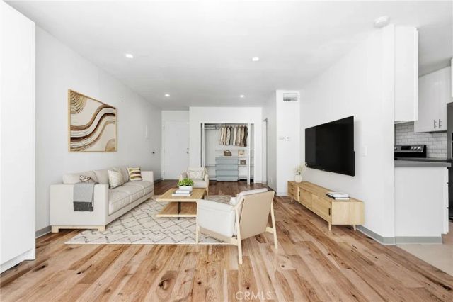 1735 N Fuller Ave 330, Los Angeles, CA 90046