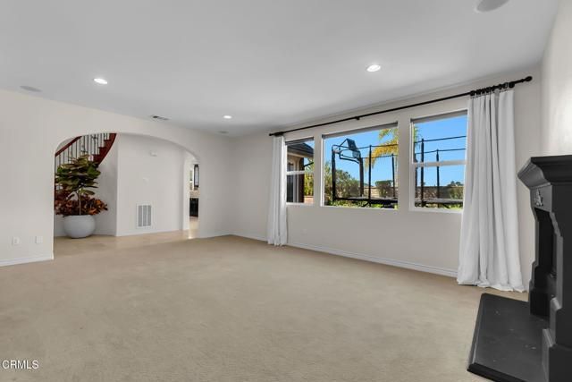 821 Somera Court, Simi Valley, CA 93065