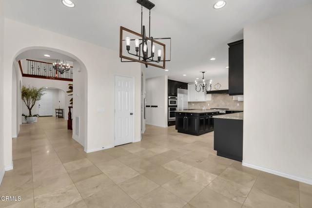 821 Somera Court, Simi Valley, CA 93065