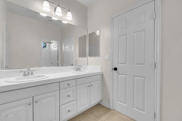 821 Somera Court, Simi Valley, CA 93065