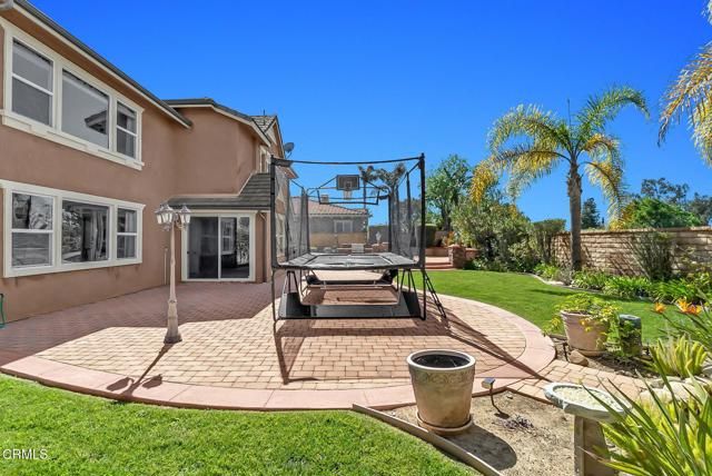 821 Somera Court, Simi Valley, CA 93065