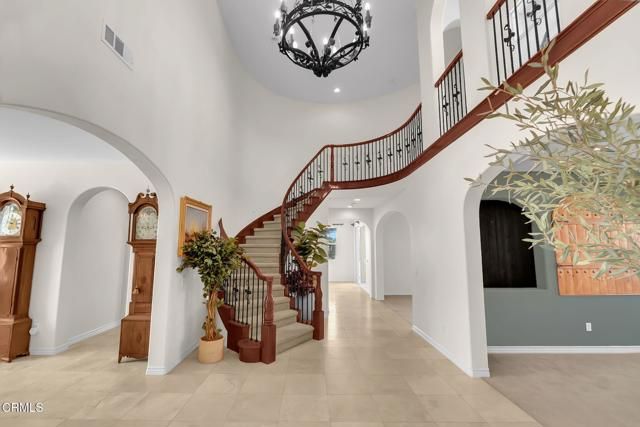 821 Somera Court, Simi Valley, CA 93065