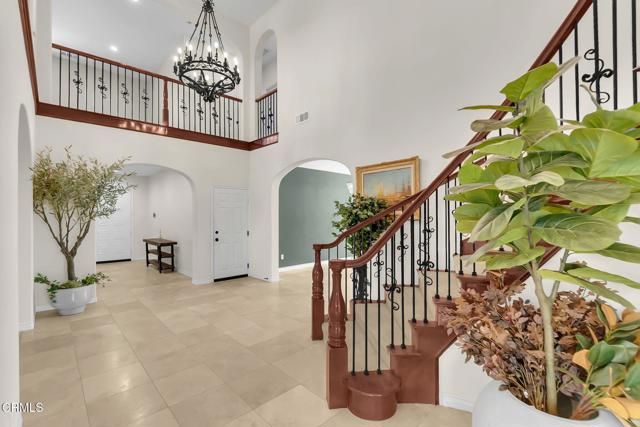 821 Somera Court, Simi Valley, CA 93065