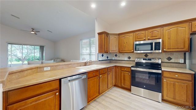 929 W Silver Meadow Loop, Hernando, FL 34442