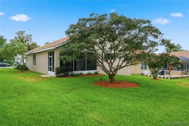 929 W Silver Meadow Loop, Hernando, FL 34442