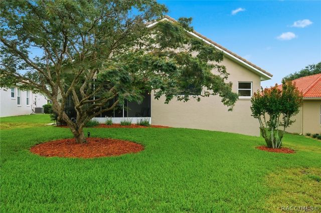 929 W Silver Meadow Loop, Hernando, FL 34442