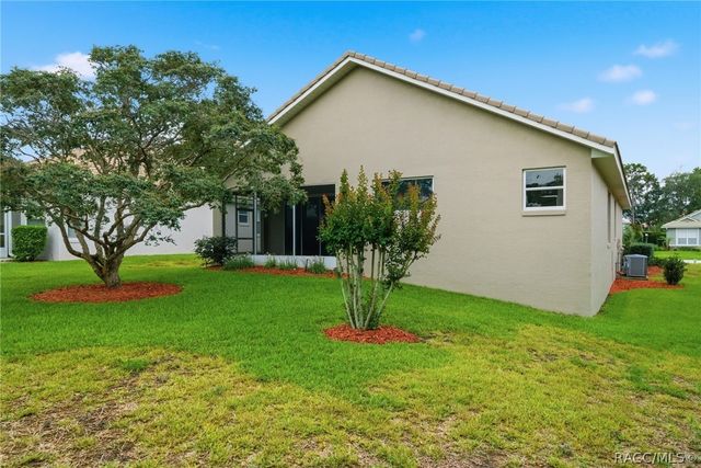 929 W Silver Meadow Loop, Hernando, FL 34442