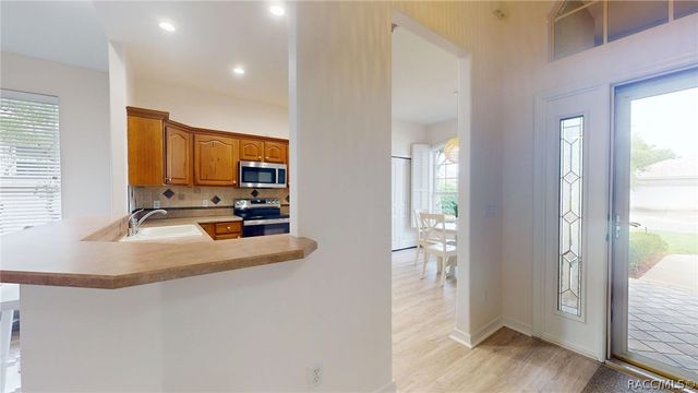 929 W Silver Meadow Loop, Hernando, FL 34442