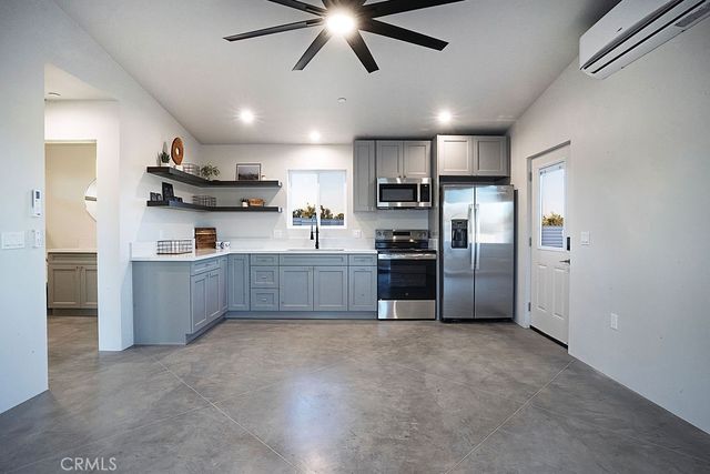 58774 Sun Mesa Dr, Yucca Valley, CA 92284