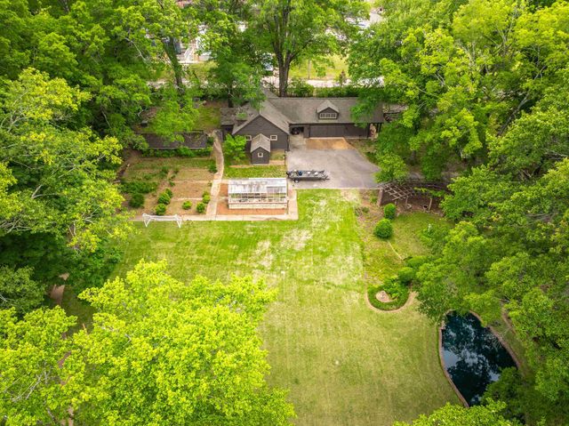 3945 GRANDVIEW AVE, Memphis, TN 38111