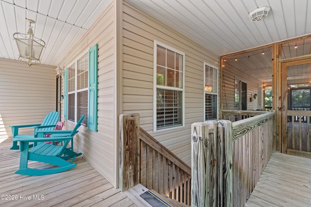 108 SE 22nd Street, Oak Island, NC 28465