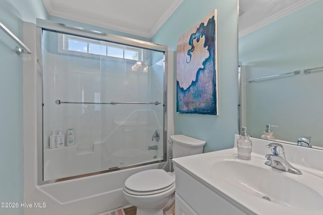 108 SE 22nd Street, Oak Island, NC 28465