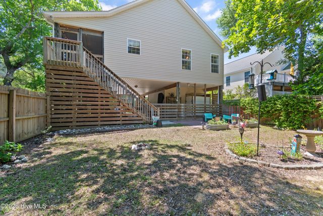 108 SE 22nd Street, Oak Island, NC 28465