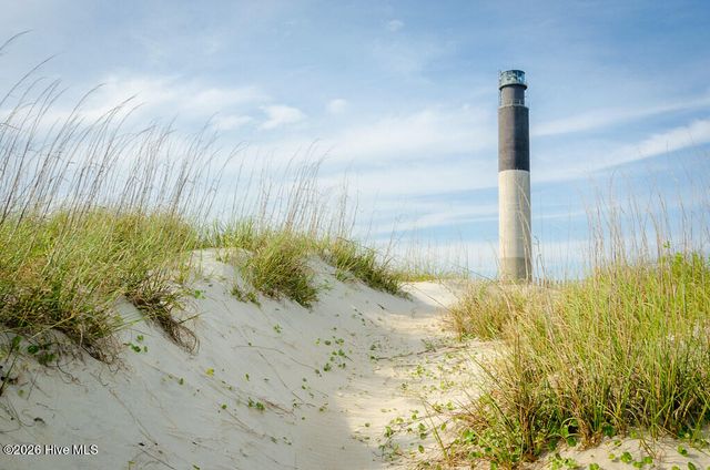 108 SE 22nd Street, Oak Island, NC 28465