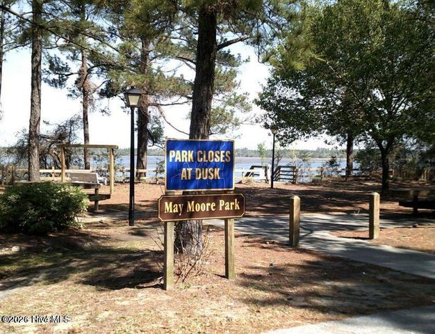 108 SE 22nd Street, Oak Island, NC 28465
