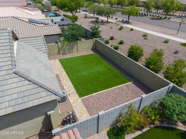 657 E BUCKINGHAM Avenue, Gilbert, AZ 85297