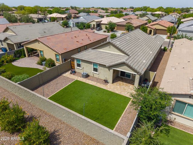 657 E BUCKINGHAM Avenue, Gilbert, AZ 85297