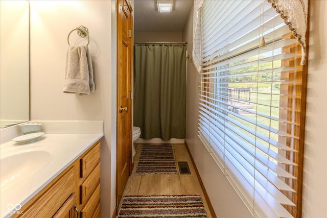 7835 W Bellsville Pike, Nashville, IN 47448