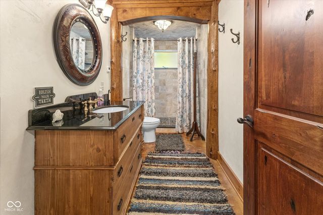 7835 W Bellsville Pike, Nashville, IN 47448