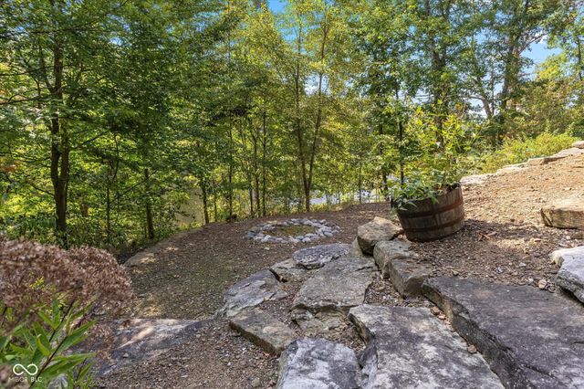 7835 W Bellsville Pike, Nashville, IN 47448