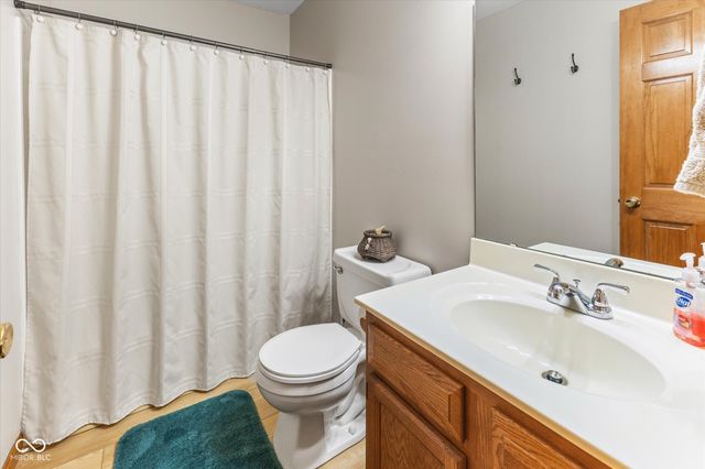 7835 W Bellsville Pike, Nashville, IN 47448