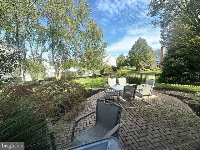 3 LINDEN WAY, Harleysville, PA 19438