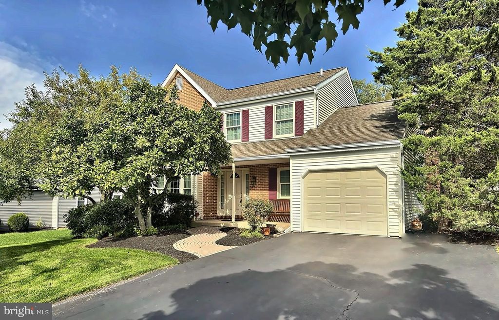 3 LINDEN WAY, HARLEYSVILLE, PA 19438 — exterior