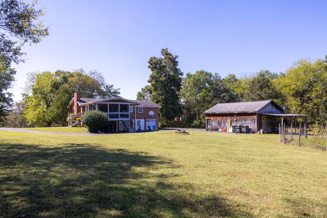 2084 Kidd Rd, Nolensville, TN 37135