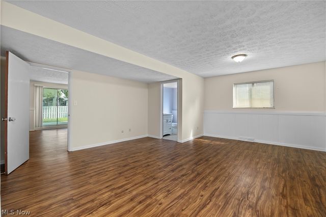7653 Trenton Trail, Middleburg Heights, OH 44130