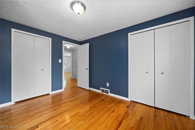 7653 Trenton Trail, Middleburg Heights, OH 44130